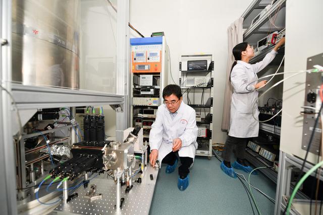 銫原子噴泉鐘實(shí)驗(yàn)室 銫原子噴泉鐘實(shí)驗(yàn)室