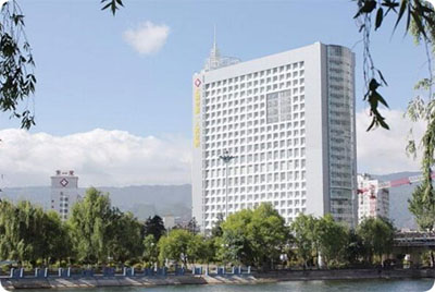 HJ208NTP時間服務器順利完成大理州市人民醫(yī)院時統(tǒng)工程的驗收工作